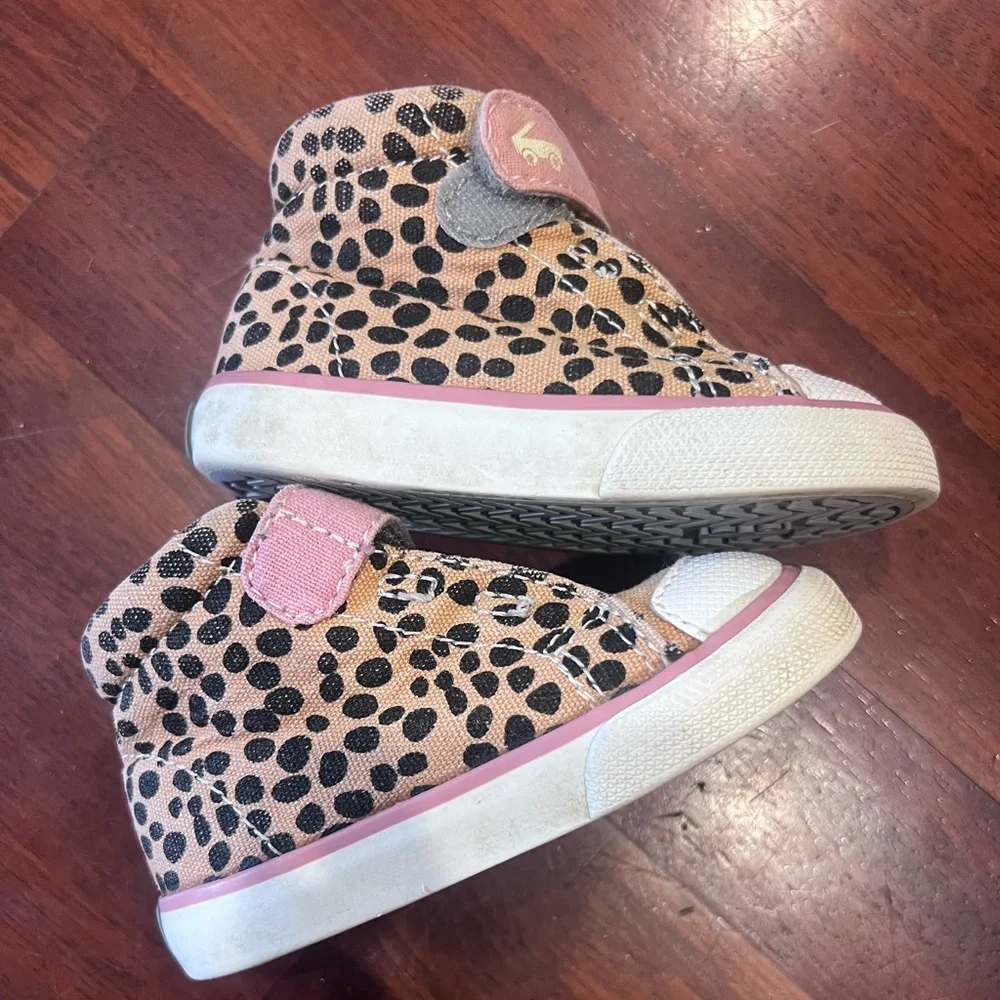 See Kai Run Toddler Girl Sneakers - Picture 3 of 4